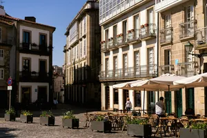 Tanie okazje na loty do Santiago de Compostela